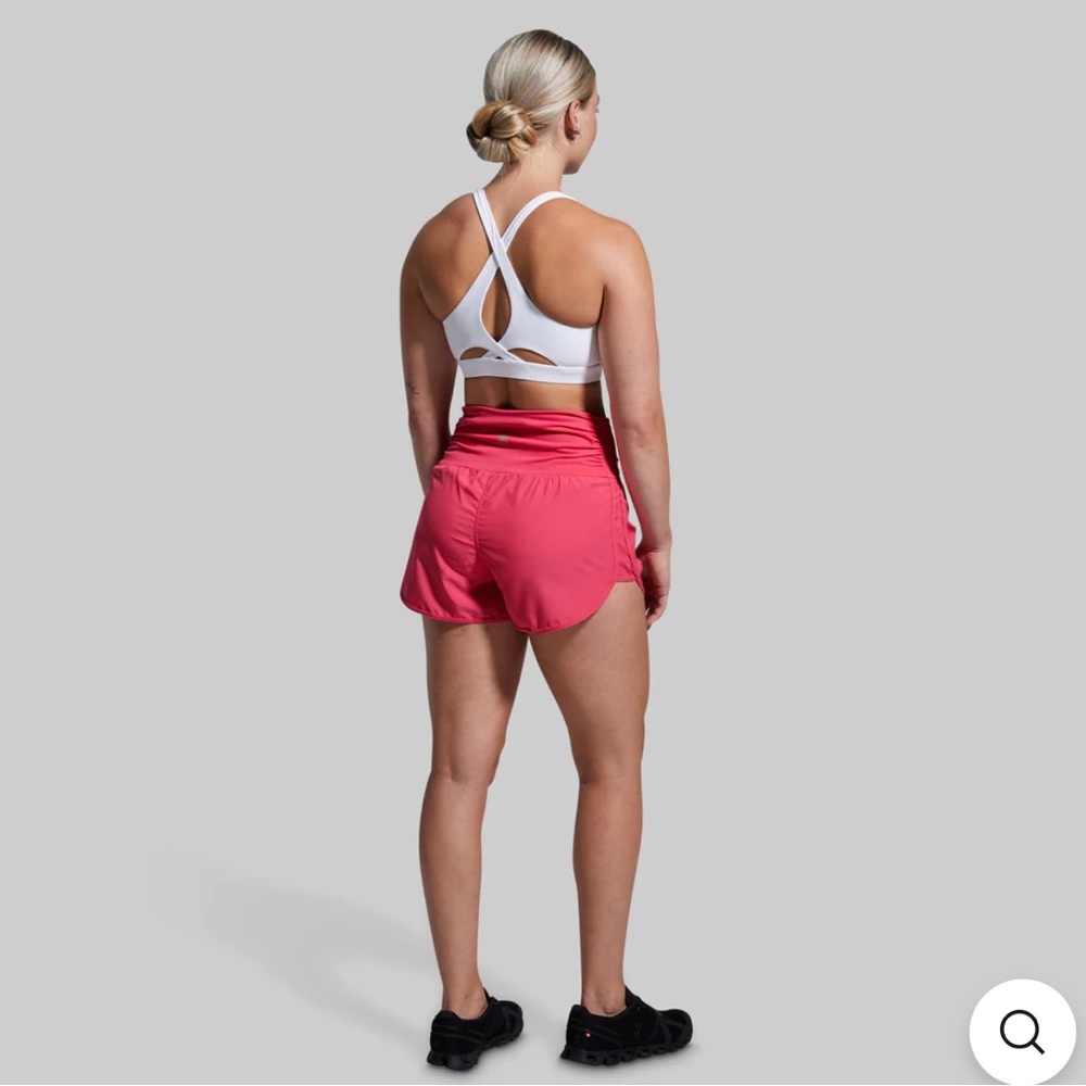 Born Primitive Elevation Shorts in size Small